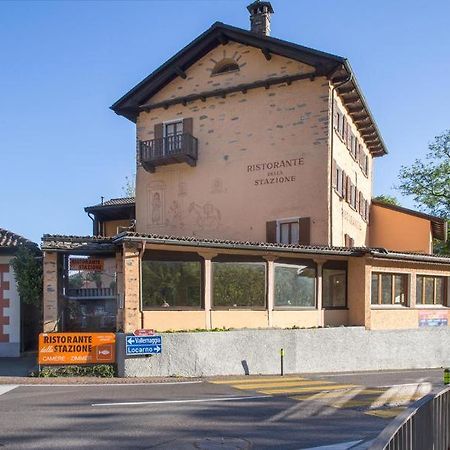 Готель Ristorante Della Stazione Tegna Екстер'єр фото