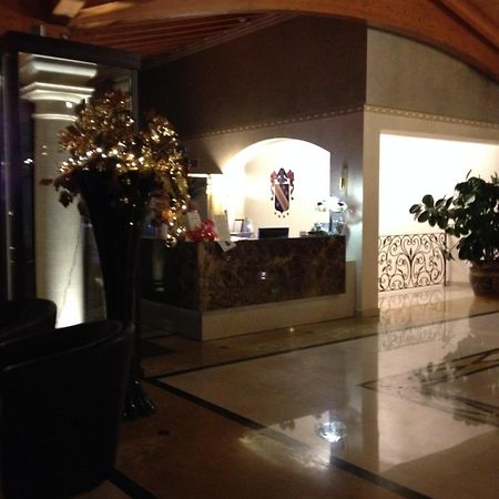 Готель Ristorante Della Stazione Tegna Екстер'єр фото